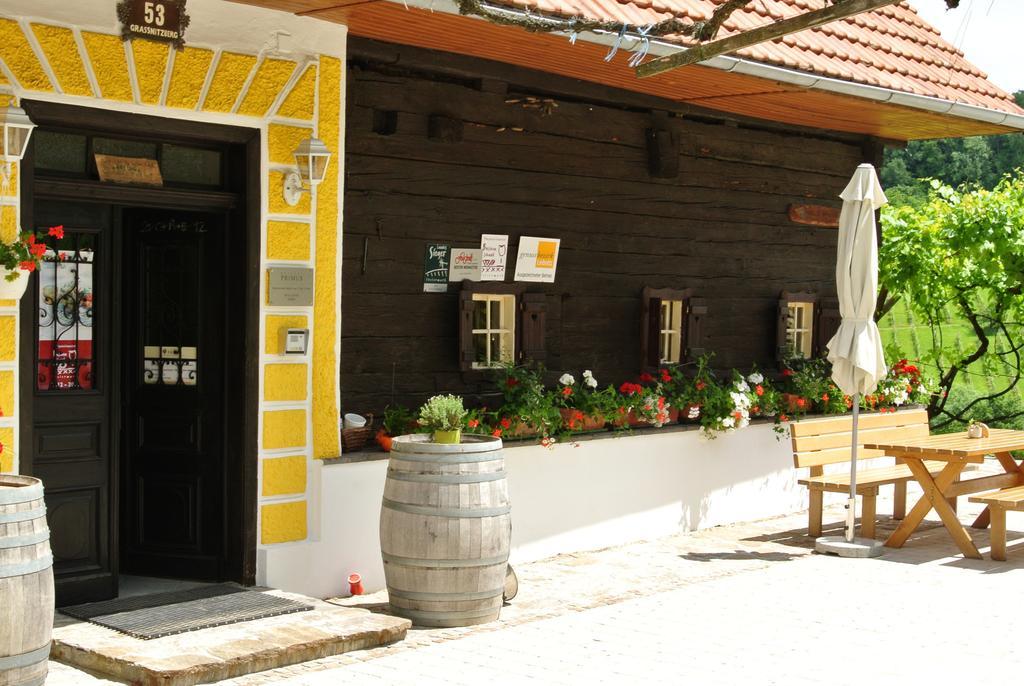 Weingut Primus Suedsteiermark Spielfeld Εξωτερικό φωτογραφία