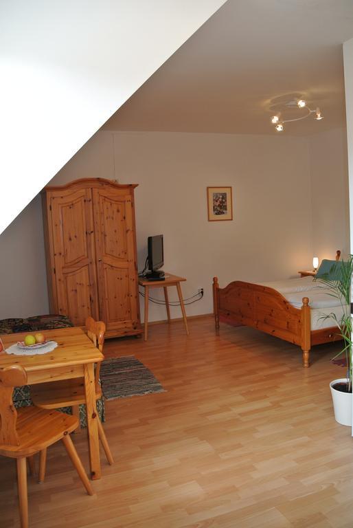 Weingut Primus Suedsteiermark Spielfeld Δωμάτιο φωτογραφία