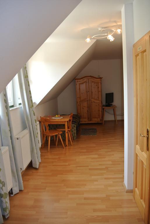 Weingut Primus Suedsteiermark Spielfeld Δωμάτιο φωτογραφία