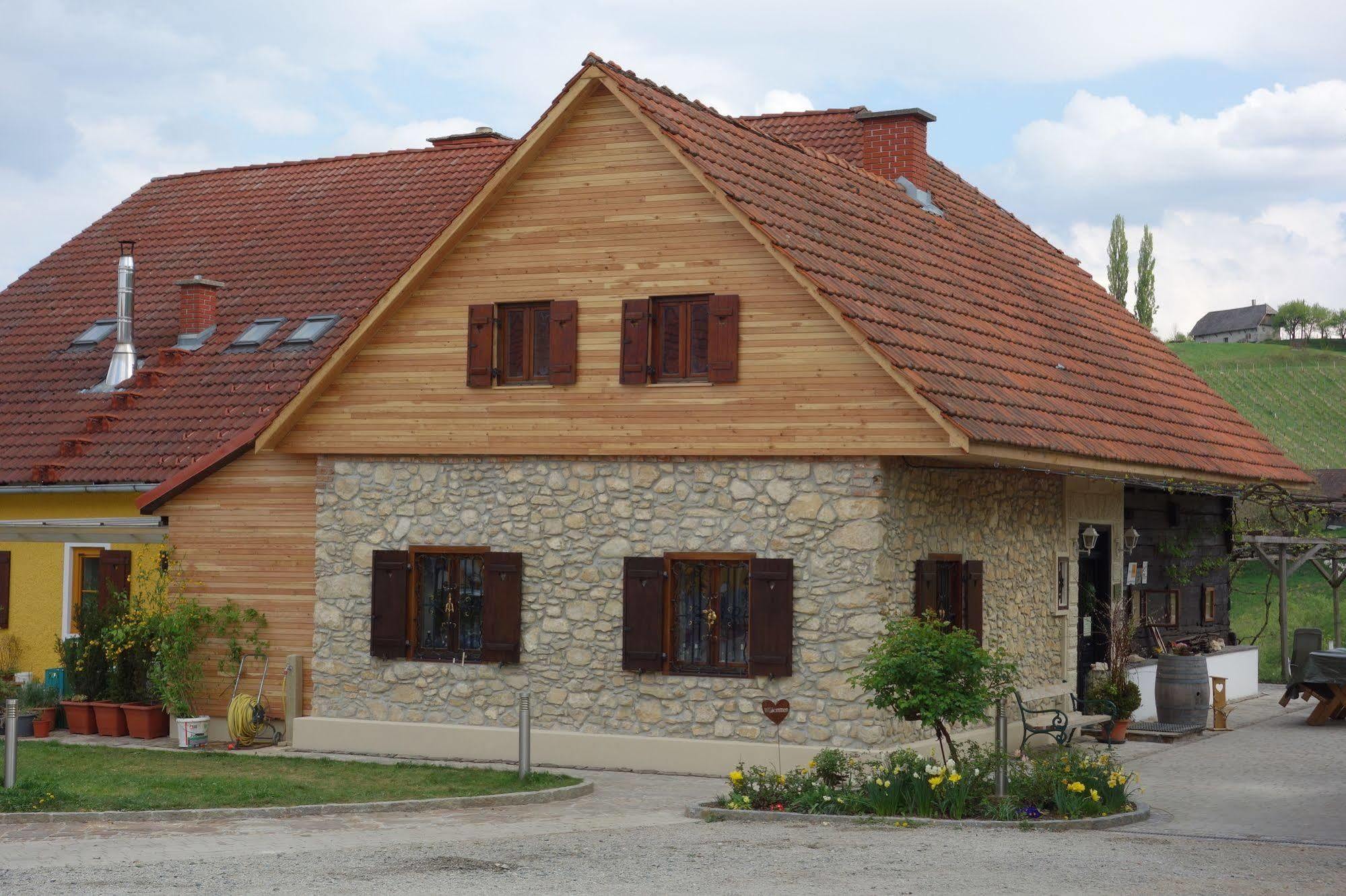 Weingut Primus Suedsteiermark Spielfeld Εξωτερικό φωτογραφία
