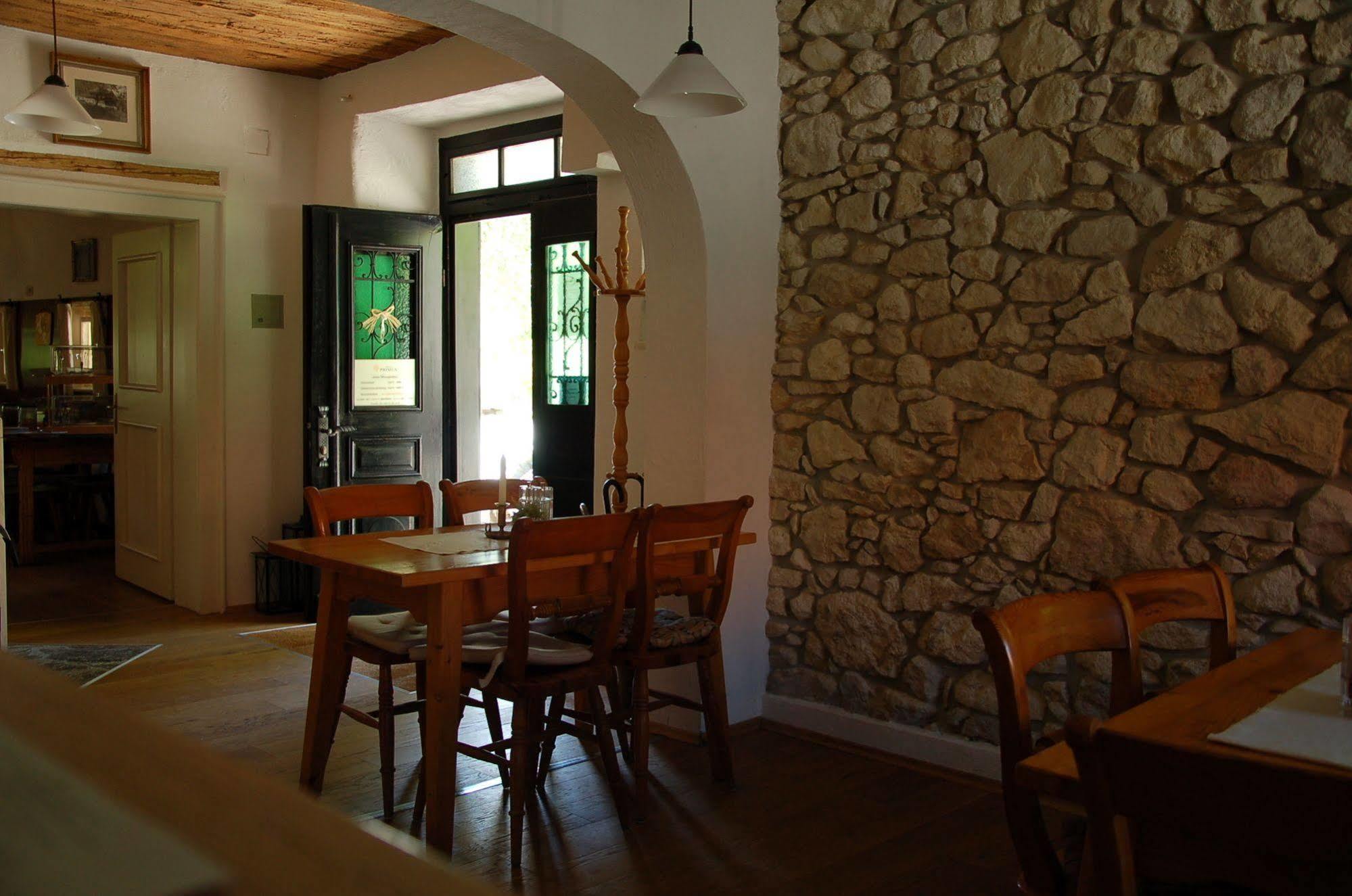 Weingut Primus Suedsteiermark Spielfeld Εξωτερικό φωτογραφία